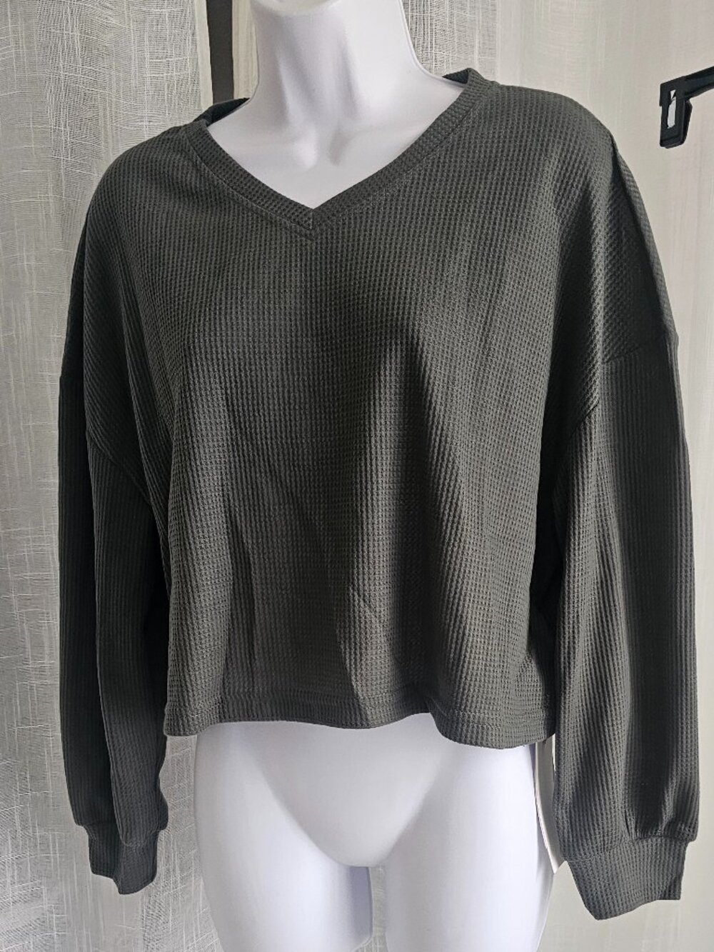 Women's Long Sleeve Waffle Oversized Crop Top Olive Size M NWT